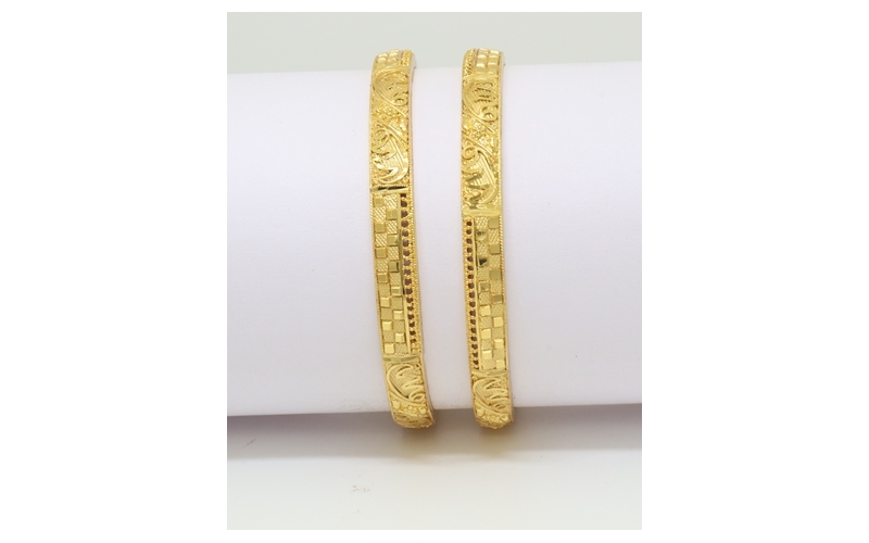 Gold Plated Bangles For Women & girls Set Of 1(2024009) Gold Plated Bangles For Women & girls Set Of 1(2024009)