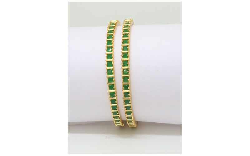 Gold Plated Bangles stone For Women & girls Set Of 1(2024005) Gold Plated Bangles stone For Women & girls Set Of 1(2024005)